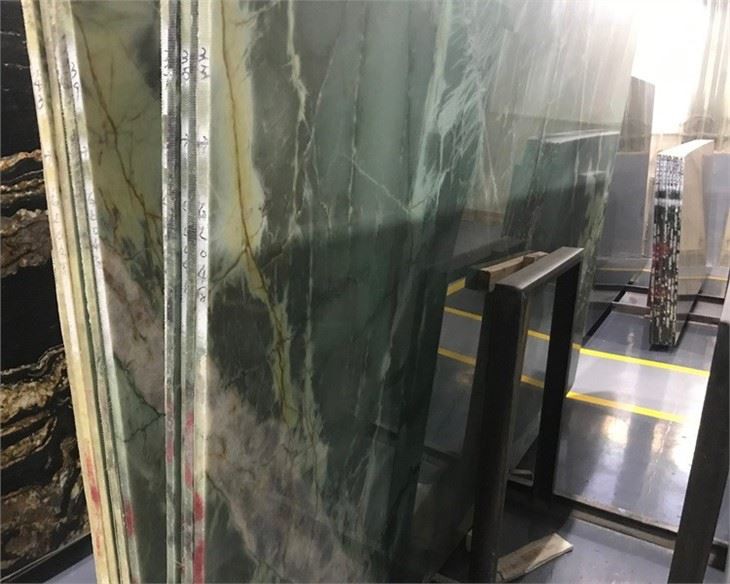 Cristallo Verde Quartzite Slabs